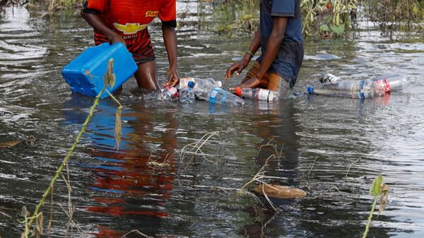 Plastic Ban: প্লাস্টিক ব্যান নিয়ে রাজ্যগুলিকে আরও কড়া হওয়ার নির্দেশ কেন্দ্রের