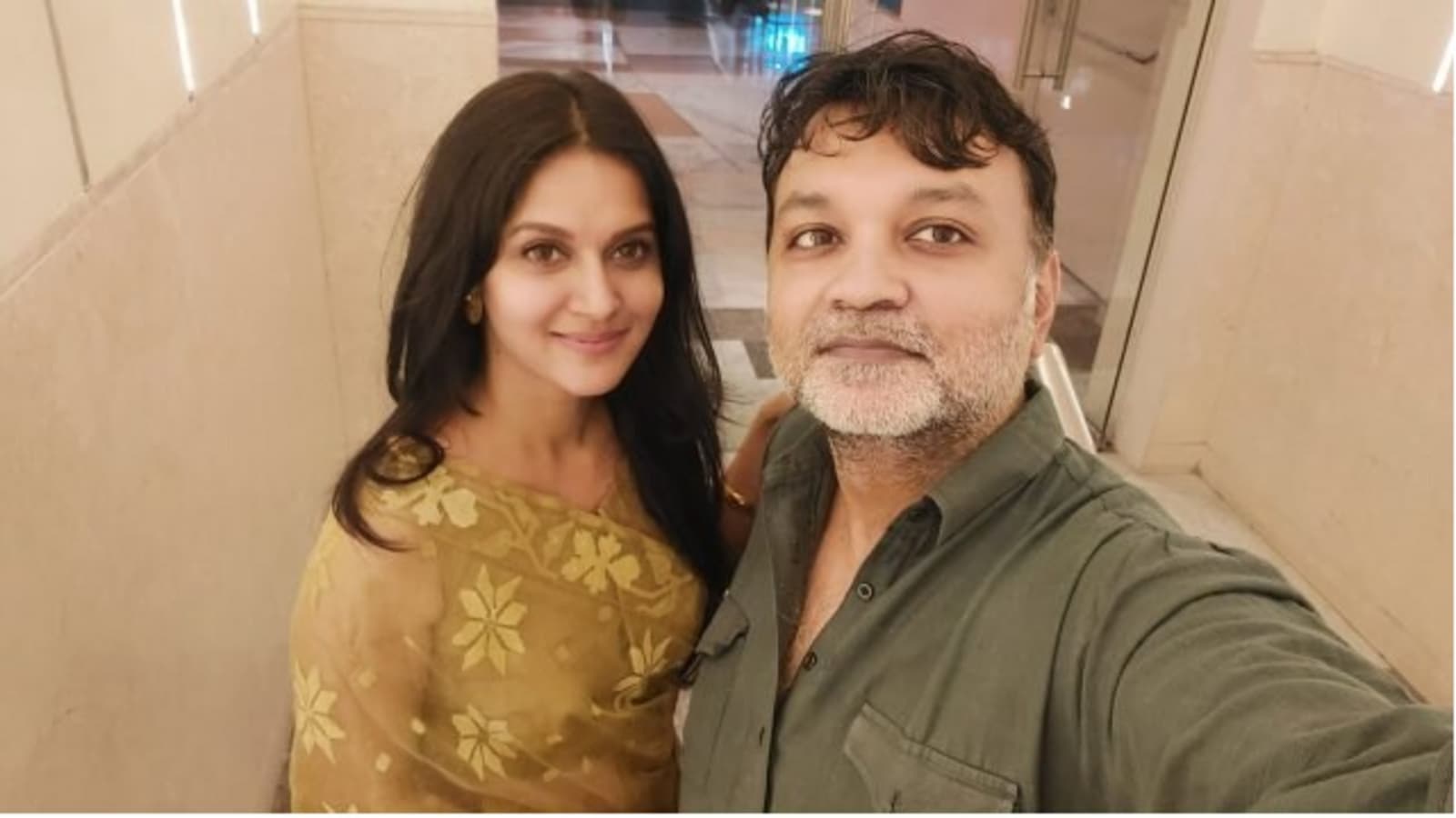 Kino ramkalar porno soxta Qizil rangda tugatildi