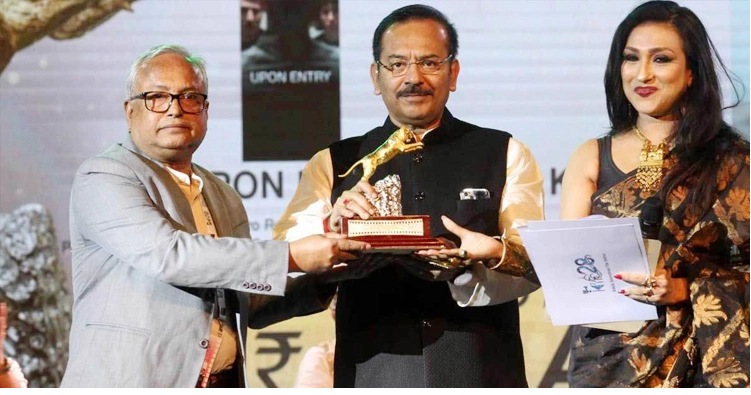 <p>যৌথভাবে সেরা ছবি বাংলাদেশের কুড়া পক্ষীর শুন্যে উড়া</p> <p>যৌথভাবে সেরা ছবি বাংলাদেশের কুড়া পক্ষীর শুন্যে উড়া</p>
