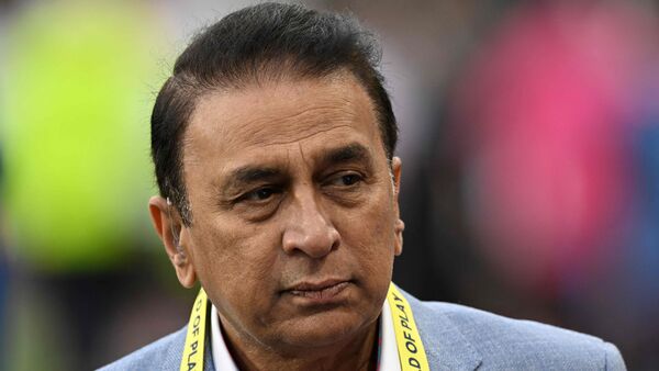 প্রয়াত সুনীল গাভাসকরের মা, কর্তব্যে অবিচল সানি মাঝপথেই ধারাভাষ্য ছেড়ে আসেননি