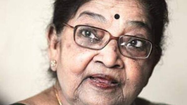 Sumitra Sen Health Update: সংকটজনক সুমিত্রা সেন! নিউমোনিয়ায় আক্রান্ত হয়ে ভর্তি হাসপাতালে