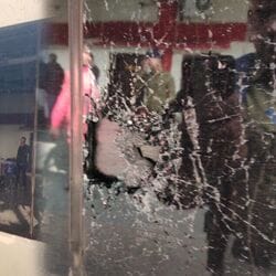 <p>বন্দে ভারত এক্সপ্রেস।</p>