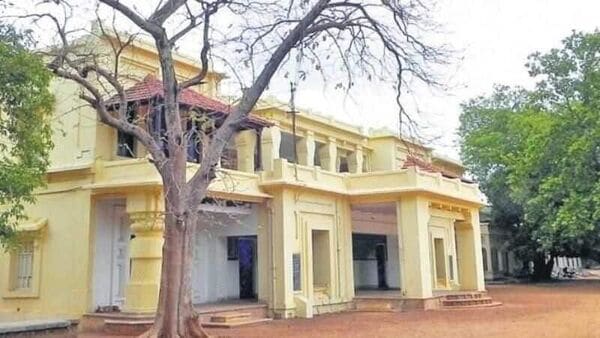 Visva Bharati University: সাসপেনশন প্রত্যাহারের দাবিতে বিশ্বভারতীতে নতুন করে অবস্থান বিক্ষোভ পড়ুয়াদের