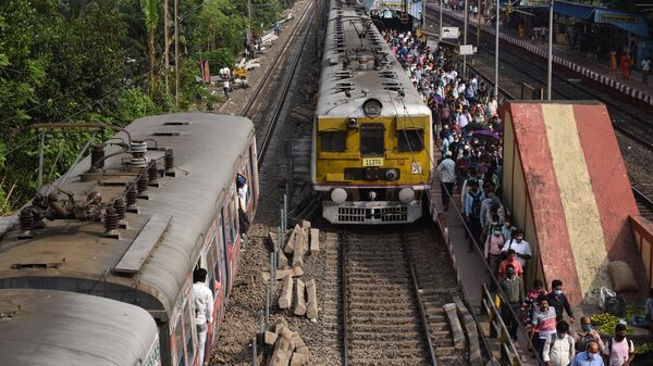 Local train service for SET Exam 2023: SET পরীক্ষার জন্য ৮ জানুয়ারি চলবে বেশি সংখ্যক লোকাল ট্রেন, ঘোষণা পূর্ব রেলের