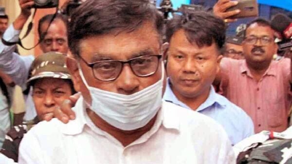 তাপস মণ্ডলসহ মানিকের স্ত্রী ও পুত্রকে জেলে ভরতে চায় ED