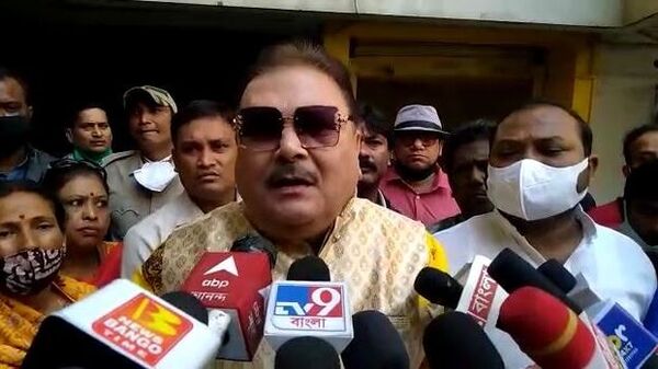 Madan Mitra: ‘বৃন্দা কারাতকে নিয়ে সভা করলেও ১ মিনিটে ফাঁকা করে দেব’, মীনাক্ষীকে চ্যালেঞ্জ মদনের