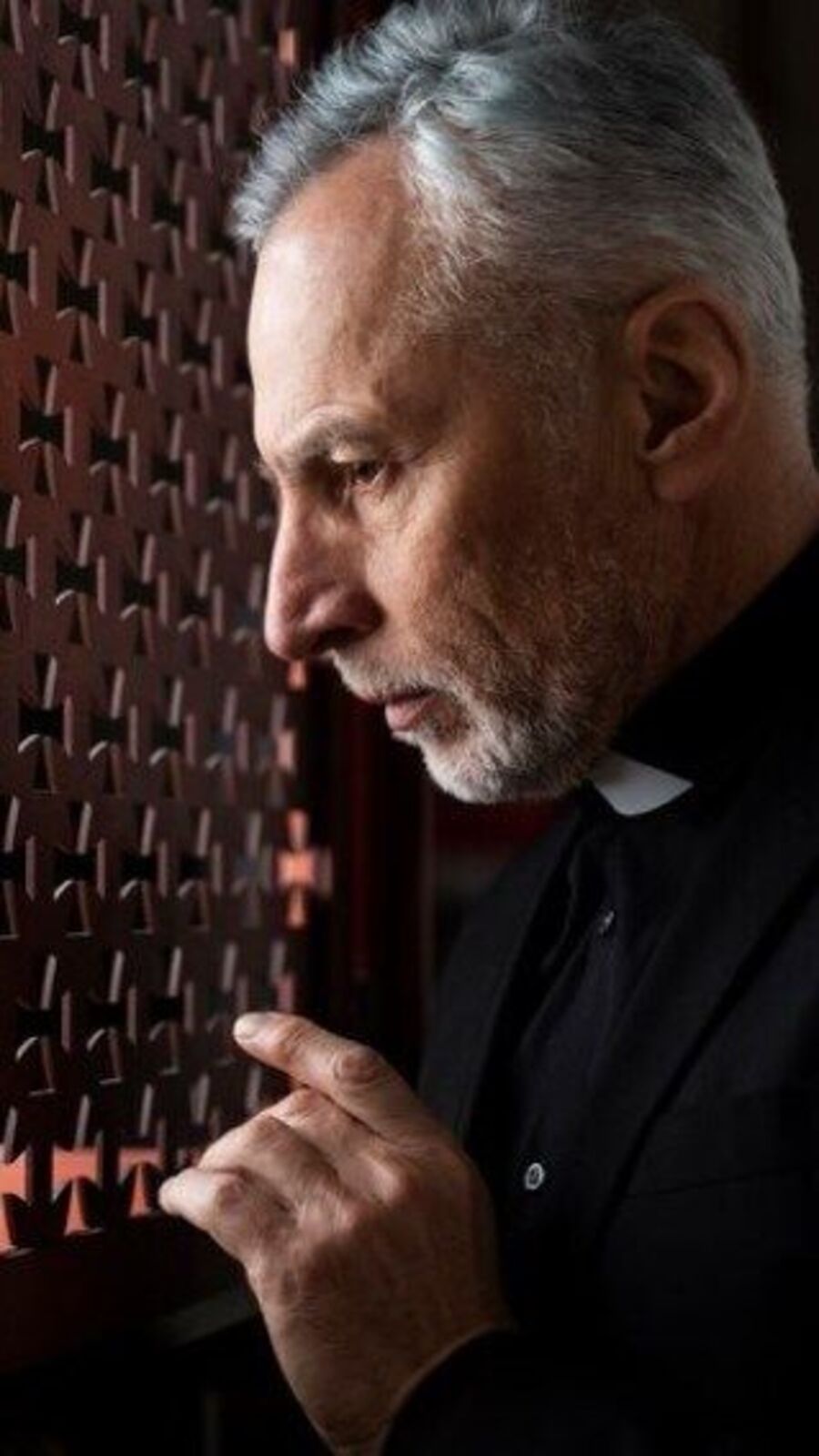 কনফেশন ডে কীভাবে শুরু? জেনে নিন এর গোড়ার কথা