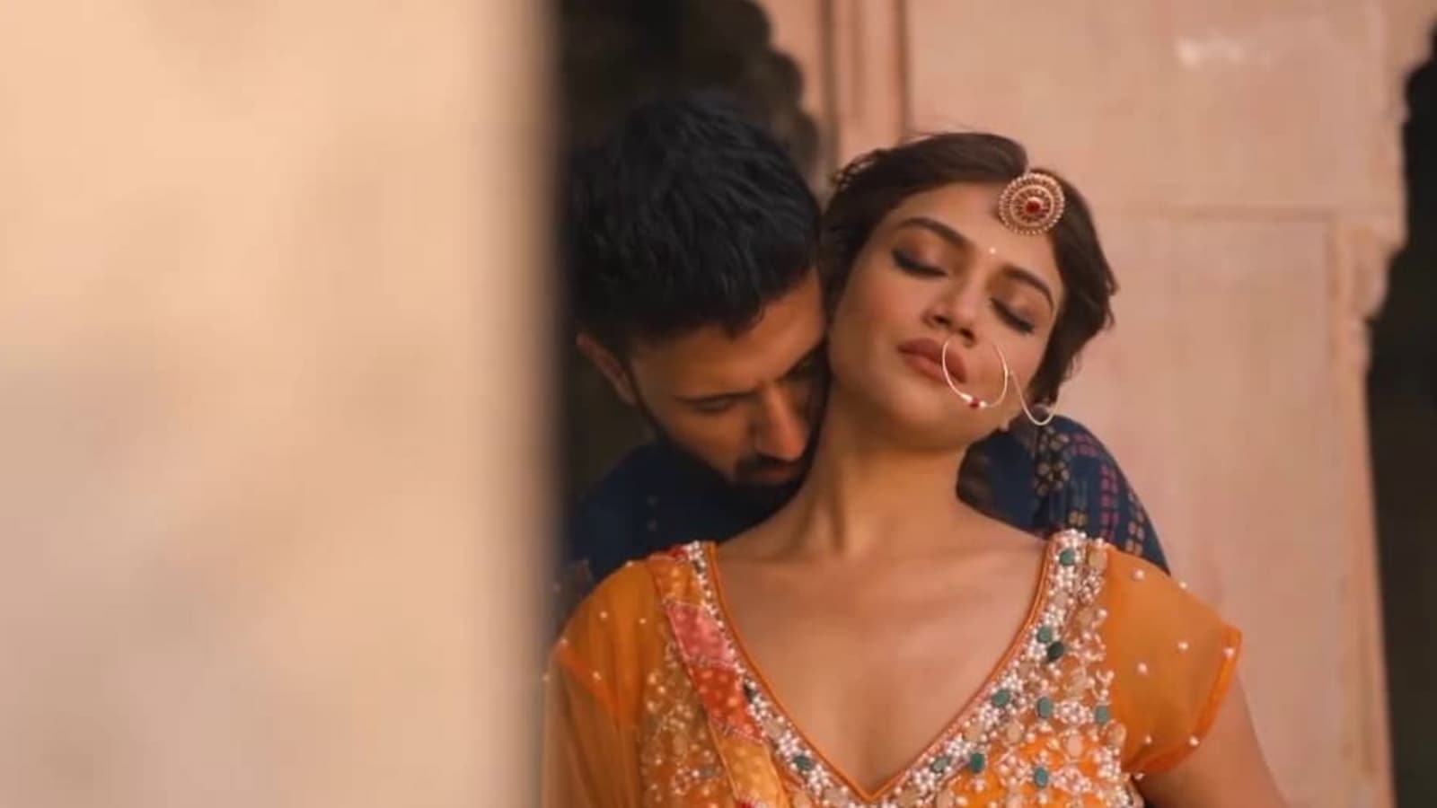 Nikhil-Sauraseni: নিখিলের 'সোহাগে-আদরে' লাজে রাঙা সৌরসেনী ...