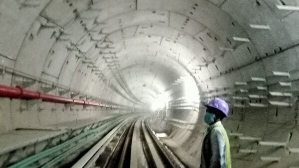 Bowbazar metro tunnel: মেট্রোর সুড়ঙ্গে কংক্রিট বেস স্ল্যাব তৈরির কাজ শেষ, ঘরে ফিরলেন বউবাজারের বাসিন্দারা