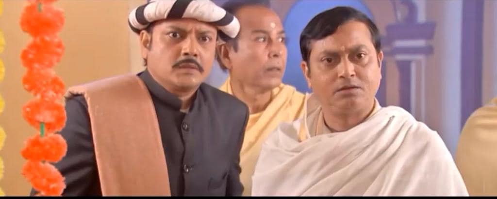 <p>রানি রাসমণির একটি দৃশ্যে প্রয়াত অরিজিৎ বন্দ্যোপাধ্য়ায় ( ছবির ডান দিকে)</p> <p>রানি রাসমণির একটি দৃশ্যে প্রয়াত অরিজিৎ বন্দ্যোপাধ্য়ায় ( ছবির ডান দিকে)</p>