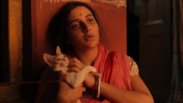 <p>মধ্যবয়স্কা 'ইন্দুবালা'র বেশে শুভশ্রী গঙ্গোপাধ্যায়</p> <p>মধ্যবয়স্কা 'ইন্দুবালা'র বেশে শুভশ্রী গঙ্গোপাধ্যায়</p>