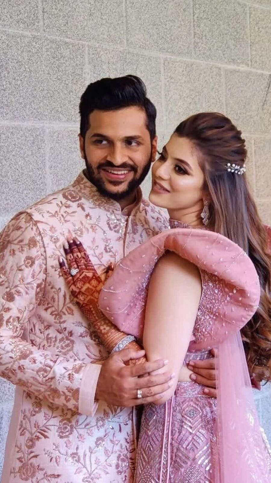 দীর্ঘ দিন প্রেম করার পর বিয়ে, শার্দুল ঠাকুরের স্ত্রী মিতালির পরিচয় চমকে দেবে