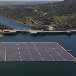 <p>সোলার পার্ক</p>