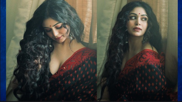 <p>ঋতাভরী চক্রবর্তী</p> <p>ঋতাভরী চক্রবর্তী</p>