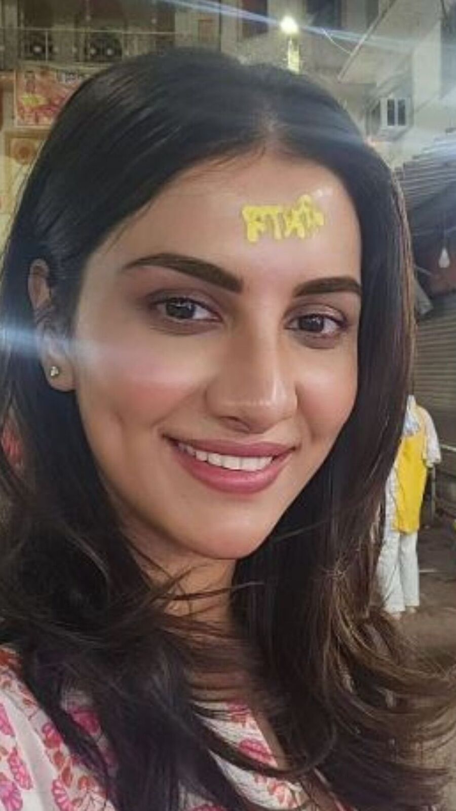 রামরাজা মন্দিরে পুজো দিতে গেলেন রুক্মিণী, দিলেন ছবি, সঙ্গে কে বলুন তো