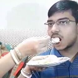 <p>'নবম বা দশম হব ভেবেছিলাম', উচ্চমাধ্যমিকে সপ্তম হয়ে উৎফুল্ল বীরভূমের অভিরূপ</p>