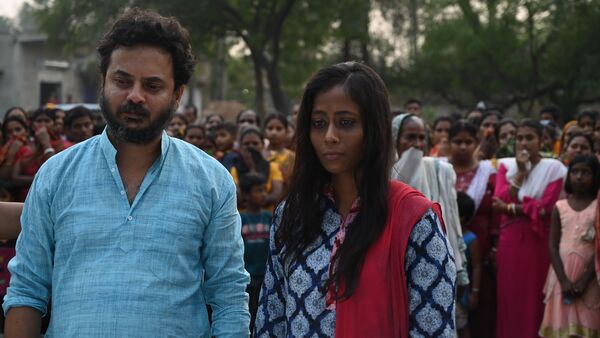 <p>'ফতেমা'য় রাহুল ও মুন</p>
