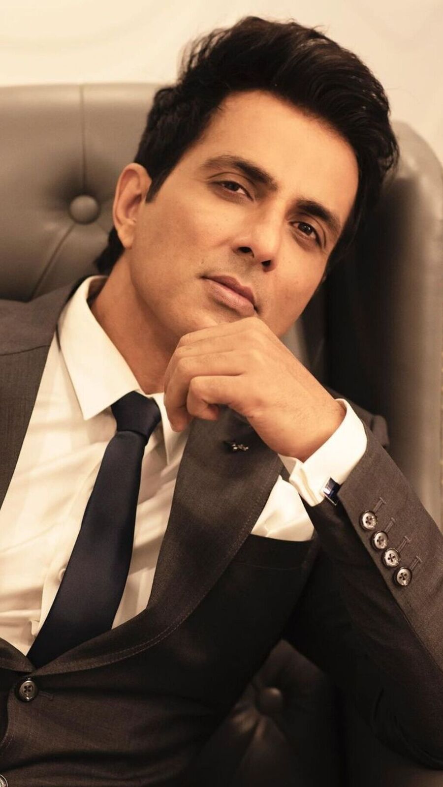 Charitable Bollywood Celebs: এই ৯ বলিউড অভিনেতার দরাজ মন, চ্যারিটিতে দেন অনেক টাকা