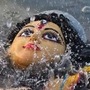 <p>দুর্গা প্রতিমা বিসর্জন স্বয়ংক্রিয় যন্ত্র।</p>
