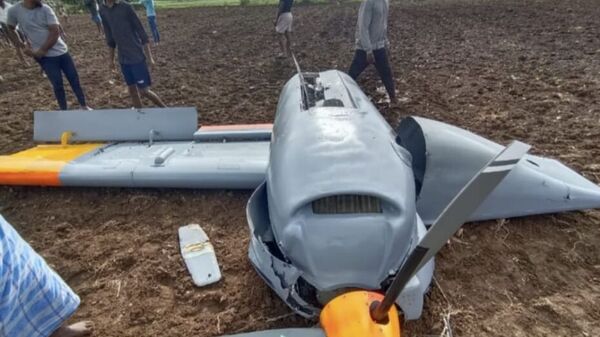 আচমকাই বিকট শব্দ, মহড়ার সময় চাষের জমিতে ভেঙে পড়ল UAV