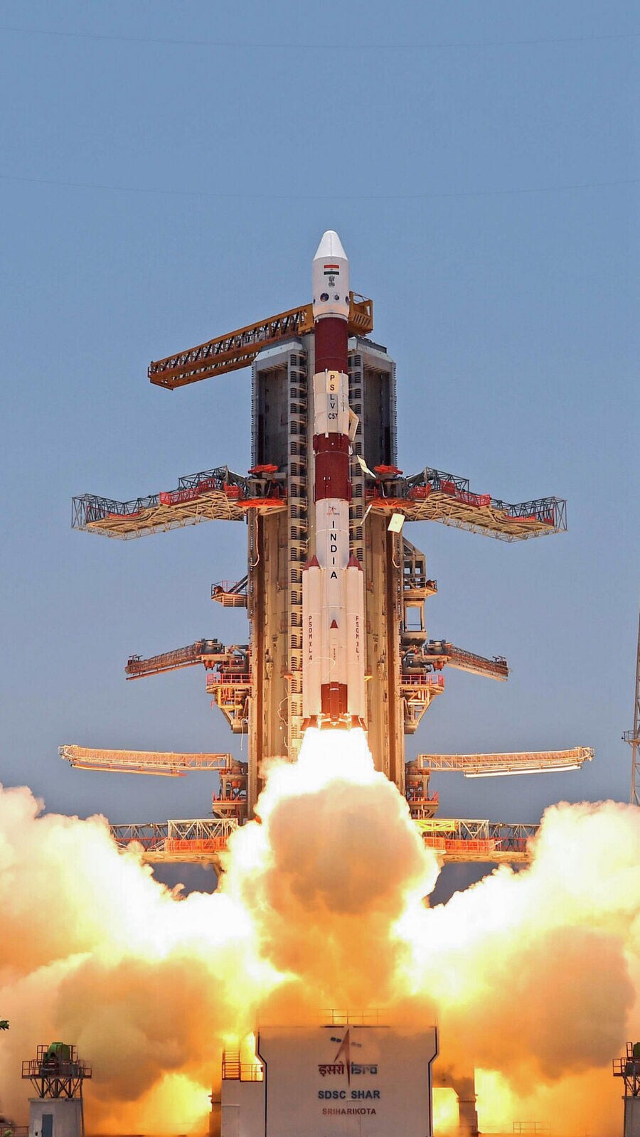 Aditya L1 launch: সূর্যের দিকে পাড়ি দিল আদিত্য এল ১, কী কী দায়িত্ব তার উপর