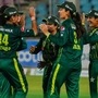 <p>পাকিস্তানের মহিলা ক্রিকেট দল। ছবি-টুইটার</p>