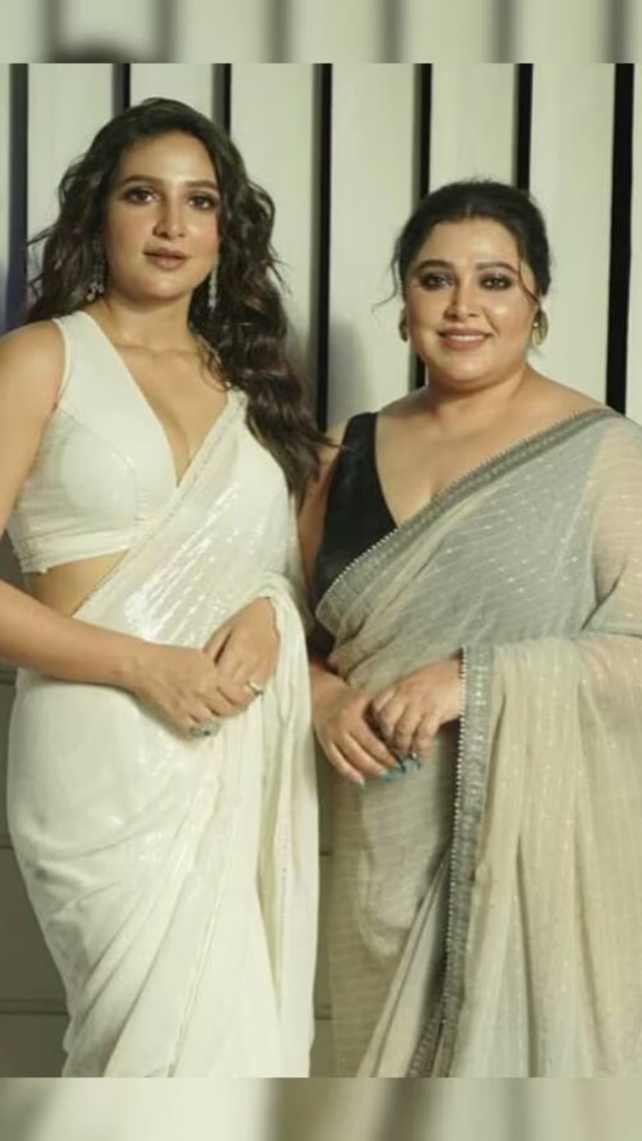 দু-বার বিয়ে ভেঙেছে, অতীত ভুলে নতুন শুরু, সুখবর দিলেন শুভশ্রীর দিদি!