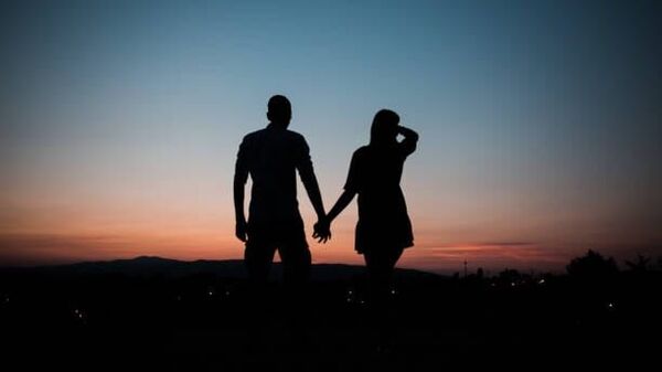 উত্তরপ্রদেশে ৫০ বছরের শিক্ষকের সঙ্গে পালাল নাবালিকা, অপহরণের অভিযোগ