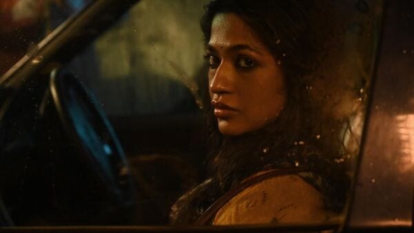 <p>'খুফিয়া' তে বাঁধন</p> <p>'খুফিয়া' তে বাঁধন</p>