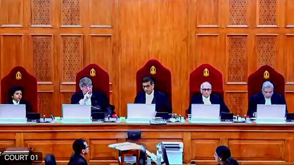 Justice Bhat disagrees with CJI: ‘CJI-এর সঙ্গে সহমত নই’, সমলিঙ্গে বিবাহ মামলার রায়ে বললেন সুপ্রিম বিচারপতি রবীন্দ্র ভাট