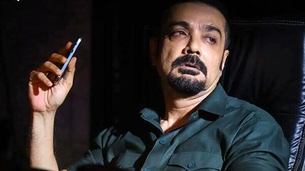 <p>প্রবীর রায়চৌধুরীর বেশে প্রসেনজিৎ</p> <p>প্রবীর রায়চৌধুরীর বেশে প্রসেনজিৎ</p>