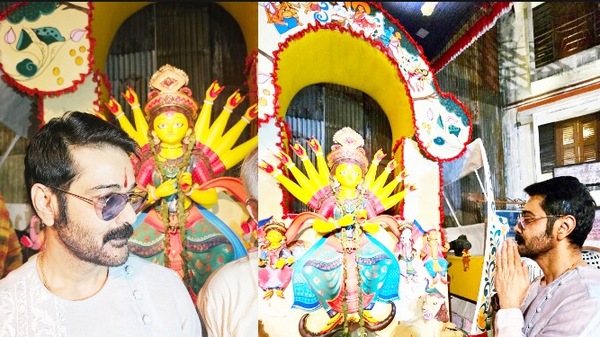 <p>হাজরা পার্কের পুজোয় প্রসেনজিৎ</p> <p>হাজরা পার্কের পুজোয় প্রসেনজিৎ</p>