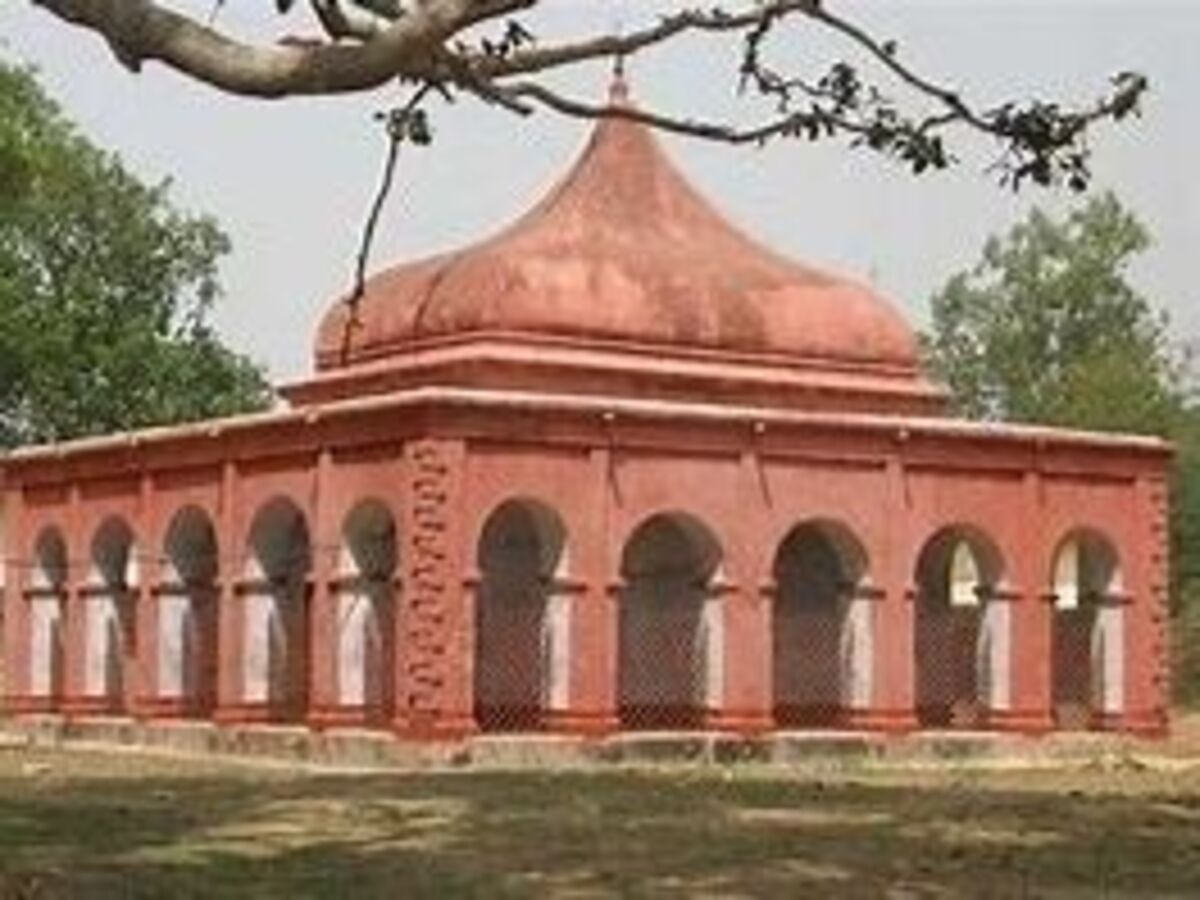 আধুনিকতার সাজে সাজতে চলেছে কিরীটেশ্বরী! কী কী প্রকল্প নিল রাজ্য সরকার? জেনে নিন আধুনিকতার সাজে সাজতে চলেছে কিরীটেশ্বরী! কী কী প্রকল্প নিল রাজ্য সরকার? জেনে নিন