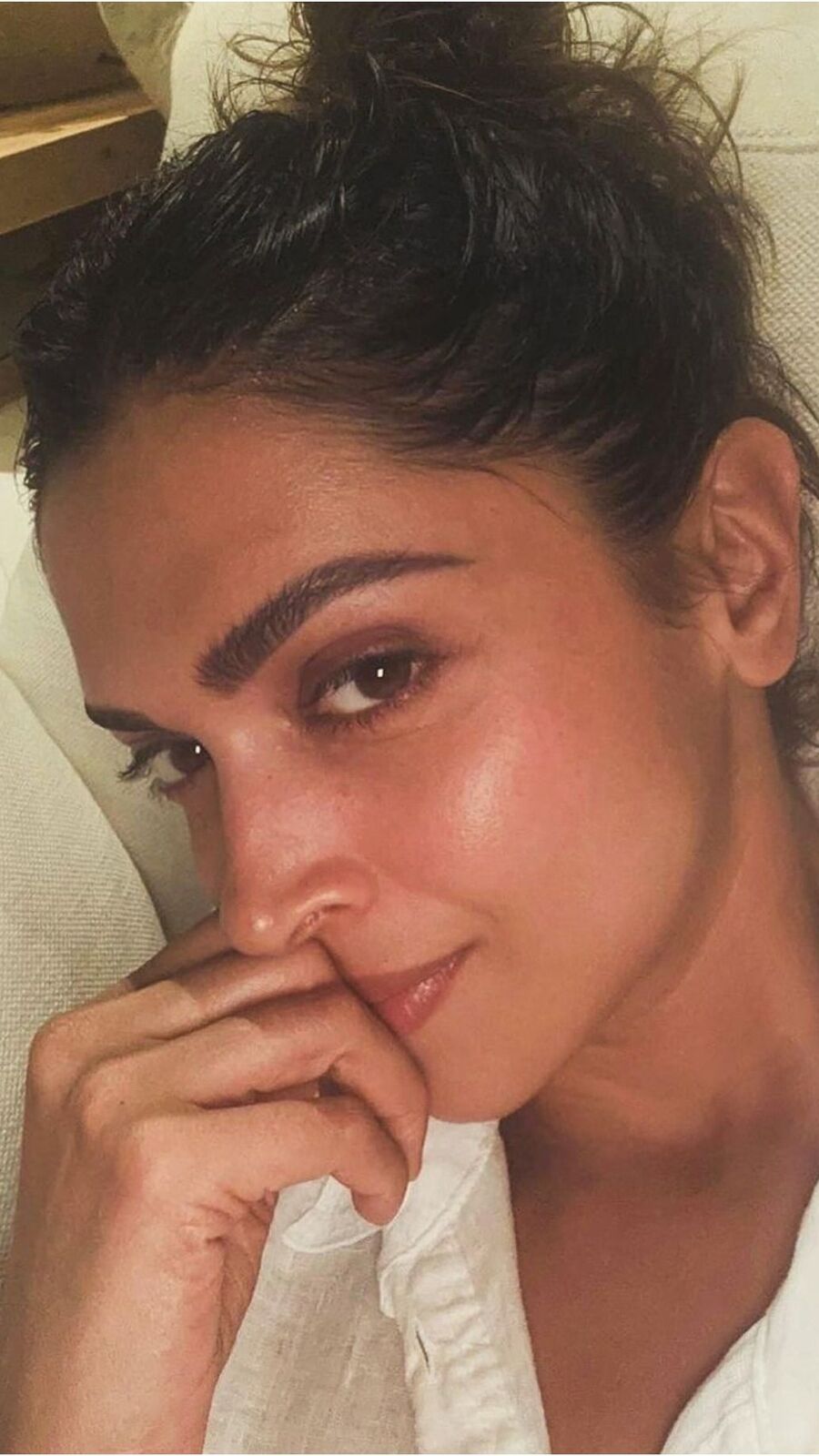 বছরের প্রথম দিন কেমন কাটালেন দীপিকা, স্ত্রীর ছবিতে চমকে যাওয়া মন্তব্য করলেন রণবীর