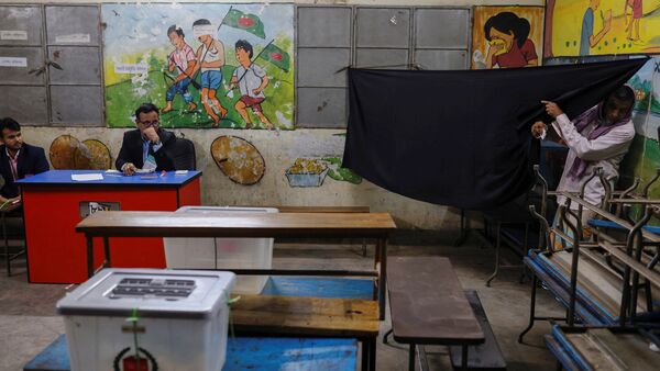 Bangladesh Election 2024 LIVE: ভোটের দিন প্রথম মৃত্যু, কুপিয়ে খুন শাসক সমর্থককে