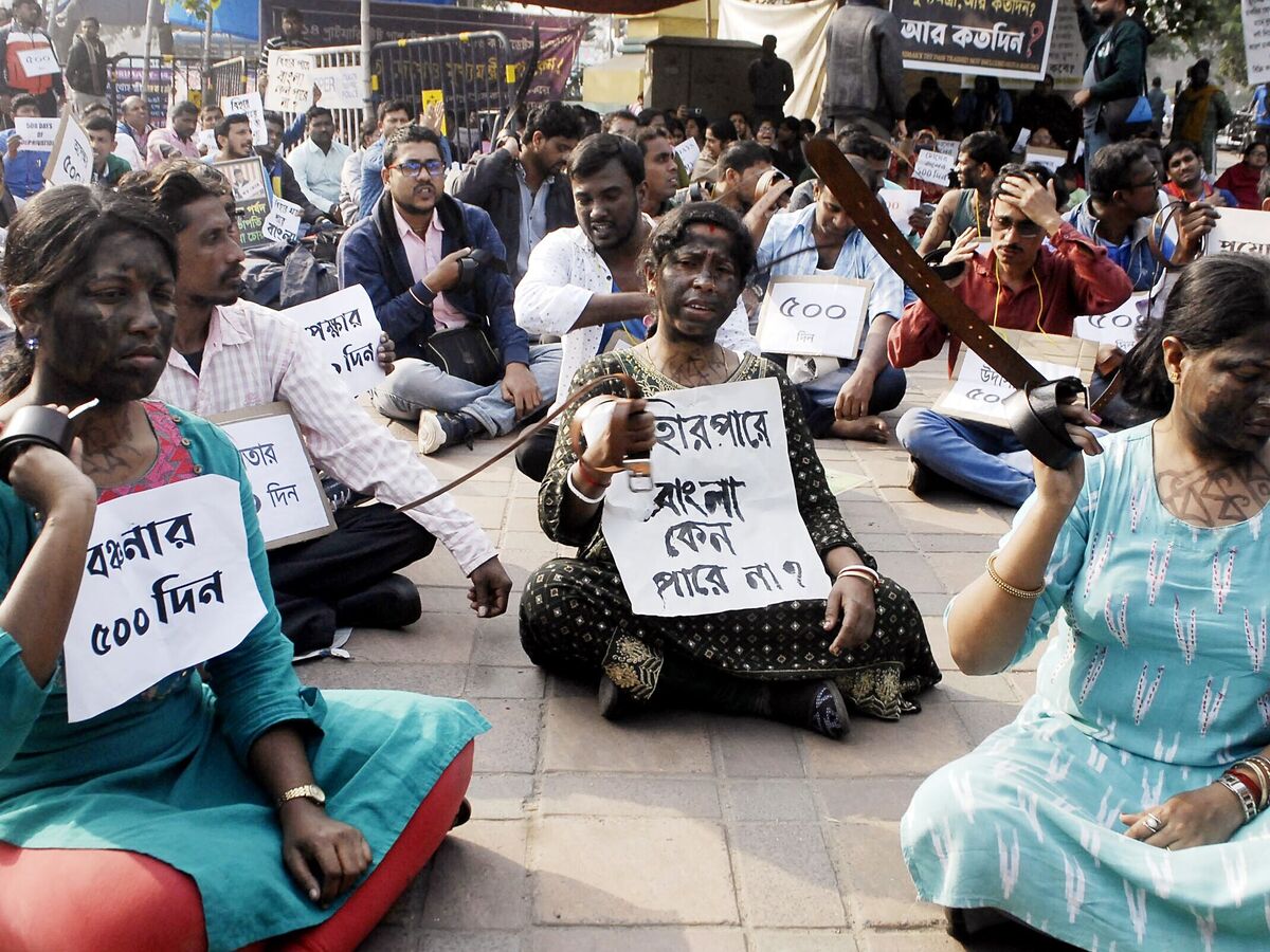 এখনই মেধা তালিকা প্রকাশ নয়, প্রাথমিকে শিক্ষক নিয়োগ মামলার জট কাটল না