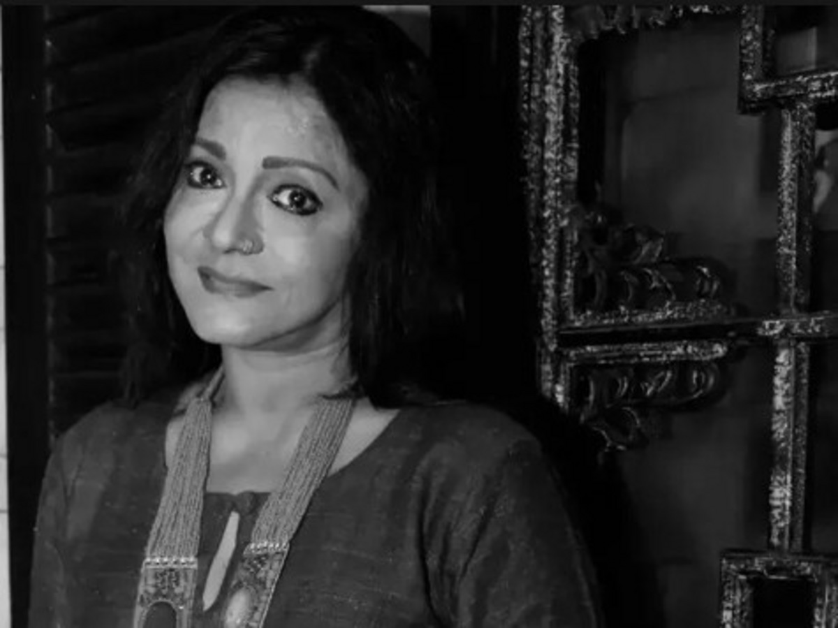 নক্ষত্রপতন! ক্যানসারের সঙ্গে যুদ্ধে হার মানলেন অভিনেত্রী শ্রীলা মজুমদার নক্ষত্রপতন! ক্যানসারের সঙ্গে যুদ্ধে হার মানলেন অভিনেত্রী শ্রীলা মজুমদার