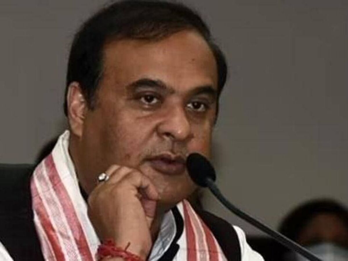 ‘আমি যতদিন বেঁচে আছি…’ মুসলিম বিবাহ আইন বাতিলের পক্ষে জোরদার সওয়াল হিমন্তর ‘আমি যতদিন বেঁচে আছি…’ মুসলিম বিবাহ আইন বাতিলের পক্ষে জোরদার সওয়াল হিমন্তর