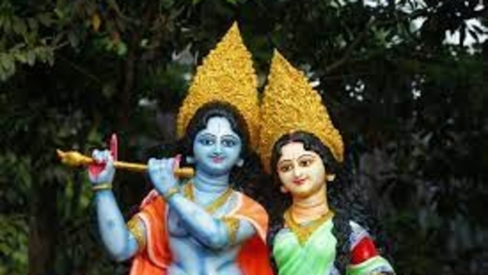 জন্মাষ্টমীর পুজো মুহূর্ত- জন্মাষ্টমীর পুজো ২৬ অগস্ট রাত ১২ টা ৪৪ মিনিটে শুরু হবে। এই সময়কেই শ্রীকৃষ্ণের জন্মসময় ধরা হয়। এবারের কৃষ্ণ জন্মাষ্টমীতে তৈরি হচ্ছে শুভ জয়ন্তী যোগ। এছাড়াও রয়েছে সর্বার্থ সিদ্ধি যোগ। (এই তথ্য মান্যতা নির্ভর। এর সত্যতা যাচাই করেনি হিন্দুস্তান টাইমস বাংলা।)&nbsp;(wikimedia commons)