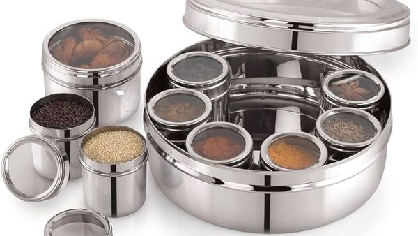 বর্ষায় রান্নাঘরের মসলা খারাপ হয়ে যাচ্ছে? এই ৬টি উপায় হবে সমস্যার সমাধান