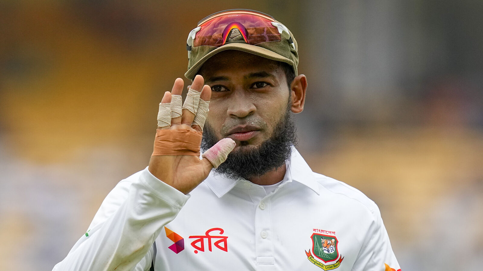 Plyajda yashirin kamerali jinsiy aloqa