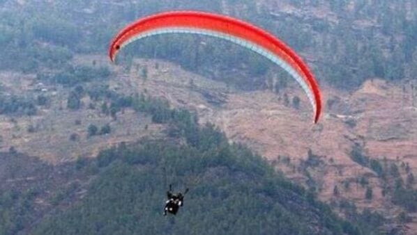 প্যারাগ্লাইডিং দুর্ঘটনায় প্রাণহানি: নিরাপত্তা ও প্রশাসনের অদূরদর্শিতা নিয়ে প্রশ্ন উঠল