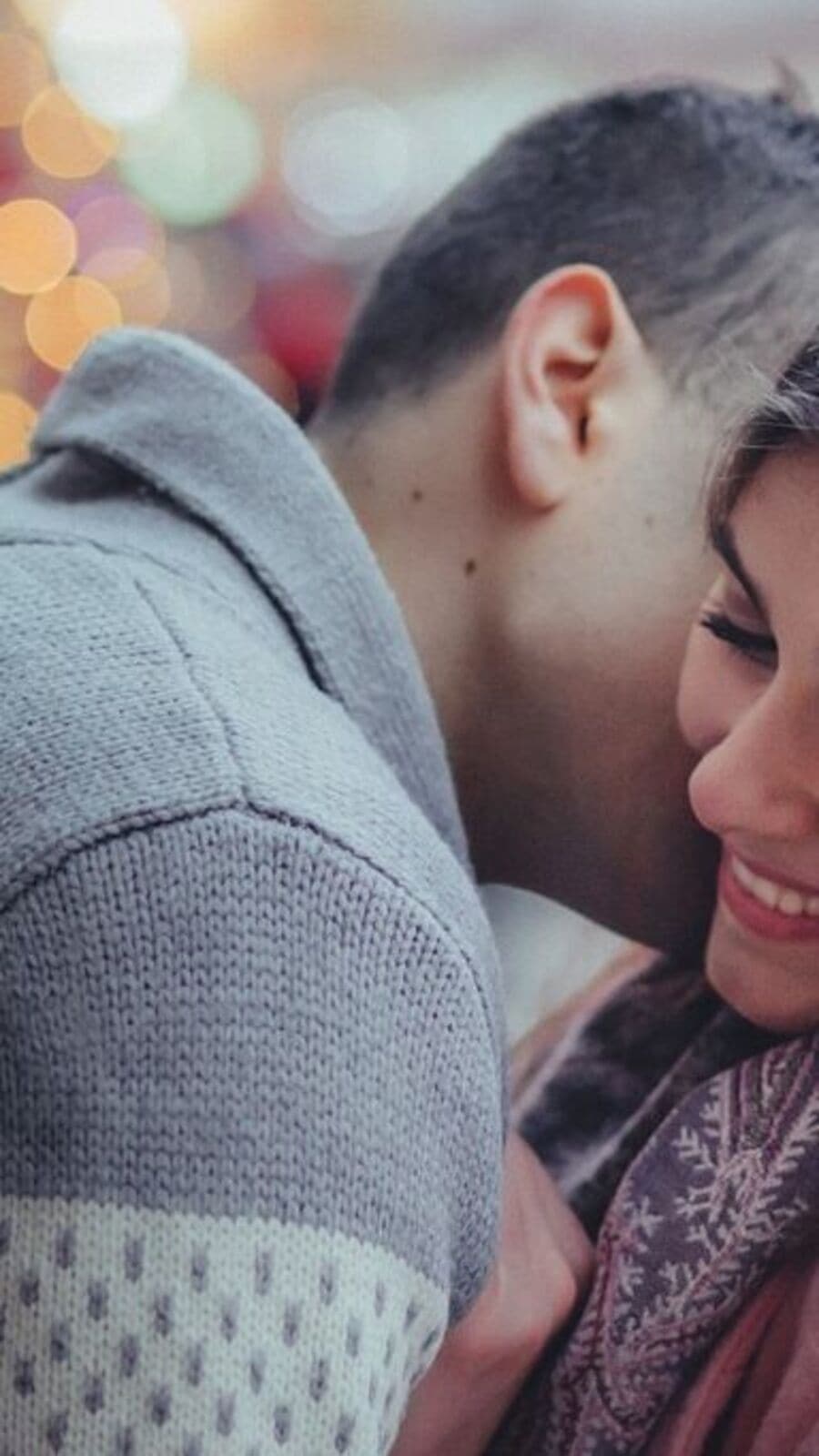 আপনার পছন্দের মানুষও কী আপনাকে ভালোবাসে? দেখুন তো এই ১০ লক্ষণ আছে কি না?