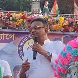 মোদীকে 'দাড়িওয়ালা', রেখাকে 'মাল' সম্বোধন ফিরহাদের!