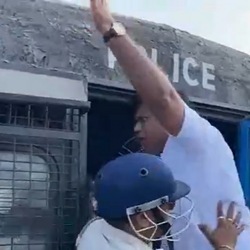 বেলডাঙার পথে আটক সুকান্ত মজুমদার, তোলা হল প্রজিন ভ্যানে বেলডাঙার পথে আটক সুকান্ত মজুমদার, তোলা হল প্রজিন ভ্যানে