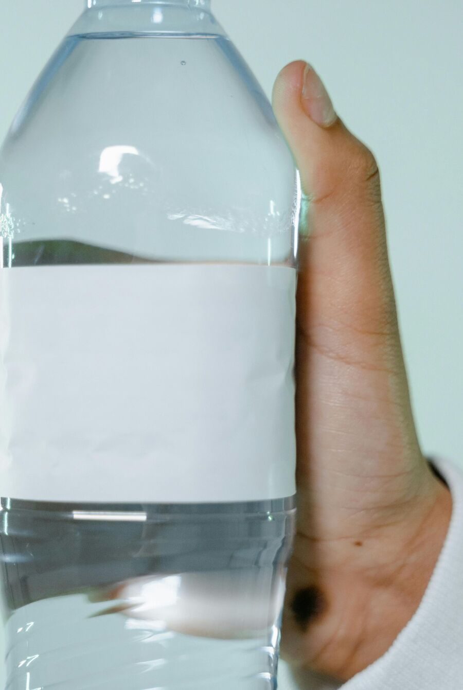 Water Drinking Tips: শীতকালে প্রতিদিন কত গ্লাস জল পান করা উচিত?