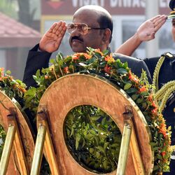 '৭১-এ গণতন্ত্রের জয় হয়,' বিজয় দিবসে বাংলাদেশ প্রতিনিধিদের সামনে যা বললেন রাজ্যপাল. (ANI Photo) (Utpal Sarkar )