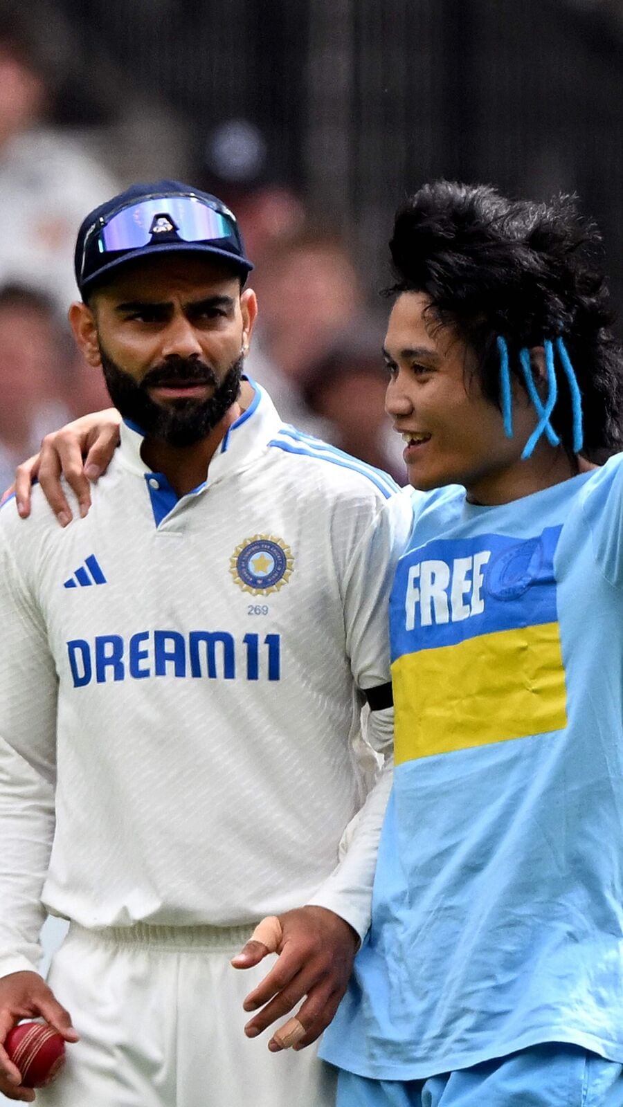 WC 2023-এ যে ভক্ত মাঠে কোহলিকে জড়িয়ে ধরেছিলেন, বক্সিং ডে টেস্টেও তিনি এমন করলেন