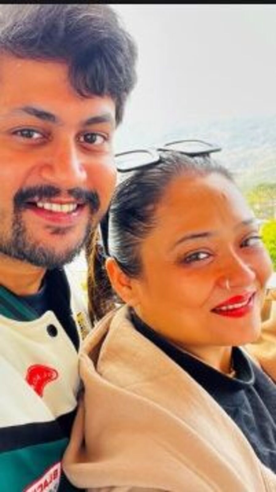 বিয়ের পর ‘তৃতীয় মধুচন্দ্রিমা’! ছেলে রিয়ানকে নিয়ে কোথায় গিয়েছেন রাতুল-রূপাঞ্জনা?