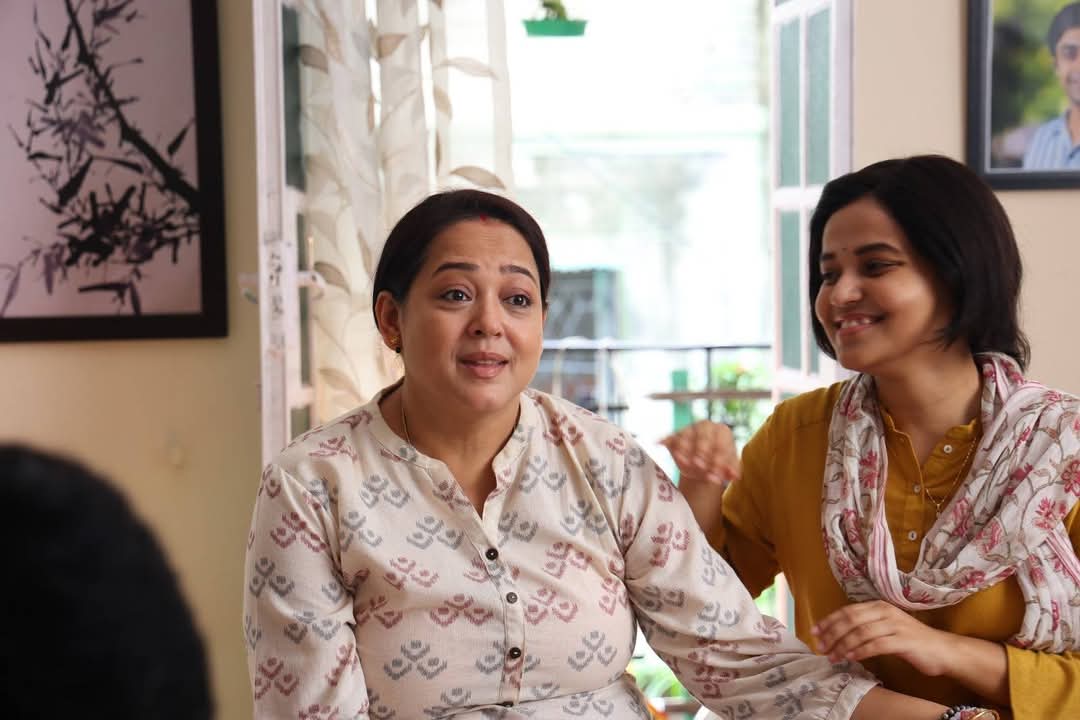 ৫ নম্বর স্বপ্নময় লেনের একটি দৃশ্য। ৫ নম্বর স্বপ্নময় লেনের একটি দৃশ্য।